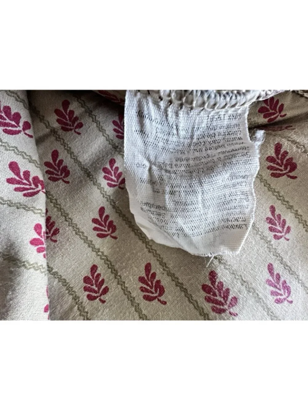 MARTHA STEWART Everyday Pillowcases PAIR 1-King 1-Standard Tan Red Made in USA